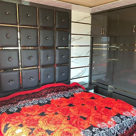 Sheen Homestay Gulmarg Eksteriør bilde